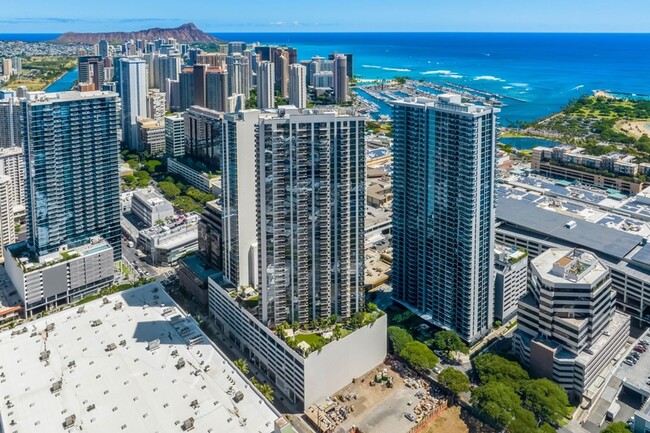 Building Photo - Sky Ala Moana #1701: Spacious Condo w/ Oce...