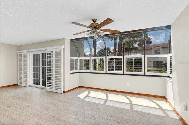 Building Photo - 136 Florida Shores Blvd