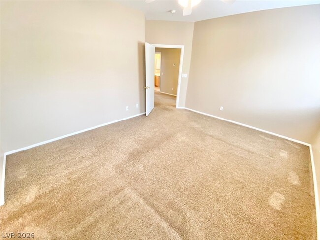 Building Photo - 313 Autumn Palace Ct