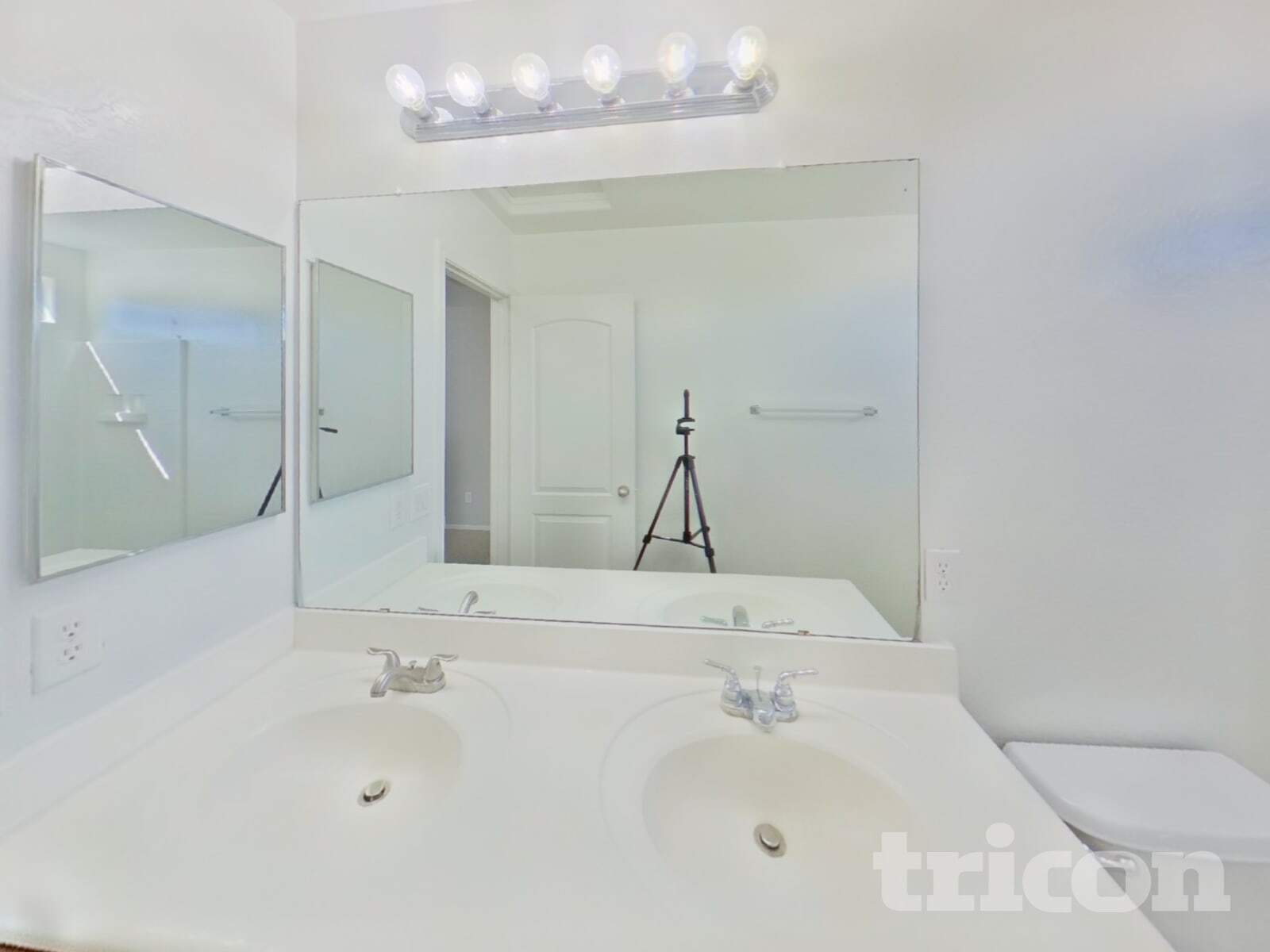 Building Photo - 19101 N Meghan Dr