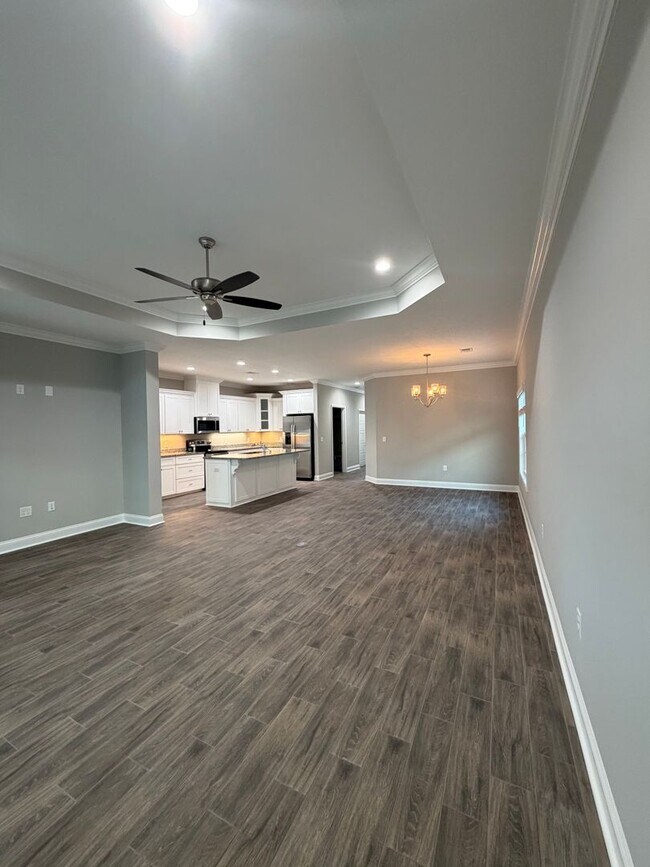 Building Photo - 158 The Villas Wy