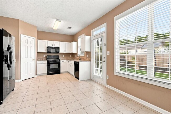 Building Photo - 3063 Kentmere Dr