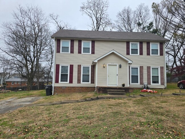 Primary Photo - 224A Hunter Dr