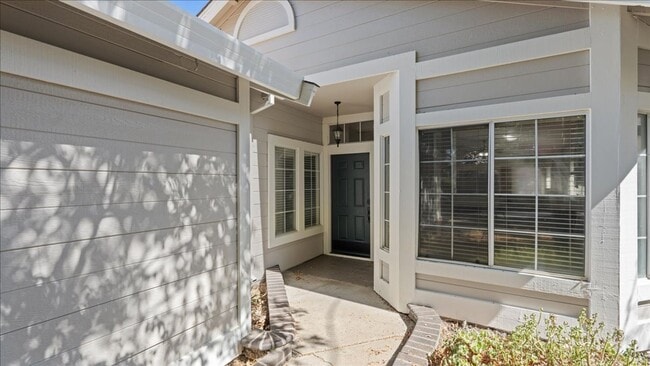 Building Photo - 6540 Shasta Creek Way