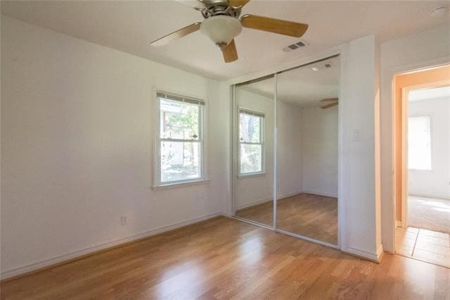 Building Photo - 2515 Greenhurst Dr