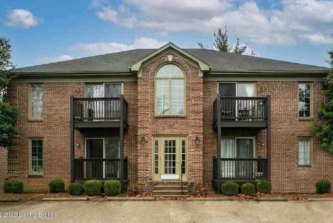 Building Photo - 190 St Matthews Ave