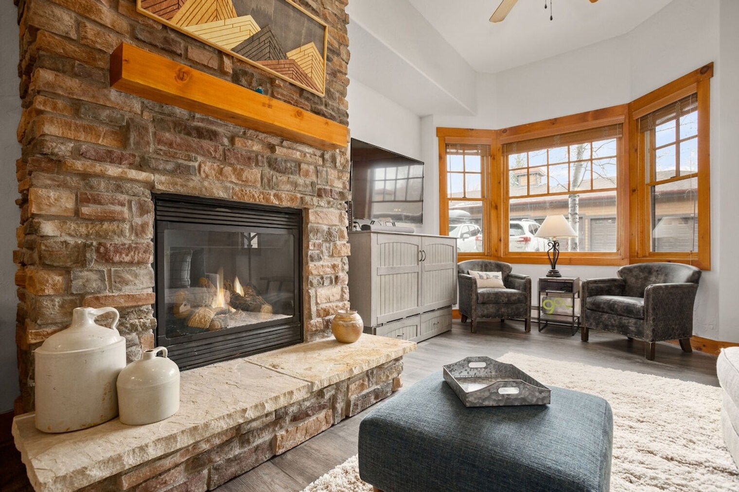 Building Photo - 465 Anglers Dr