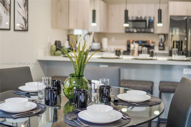 Building Photo - 1035 NW 48th St