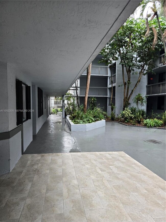 Building Photo - 12219 SW 14th Ln