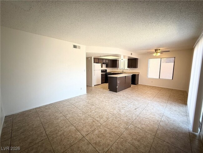 Building Photo - 129 Colbath St