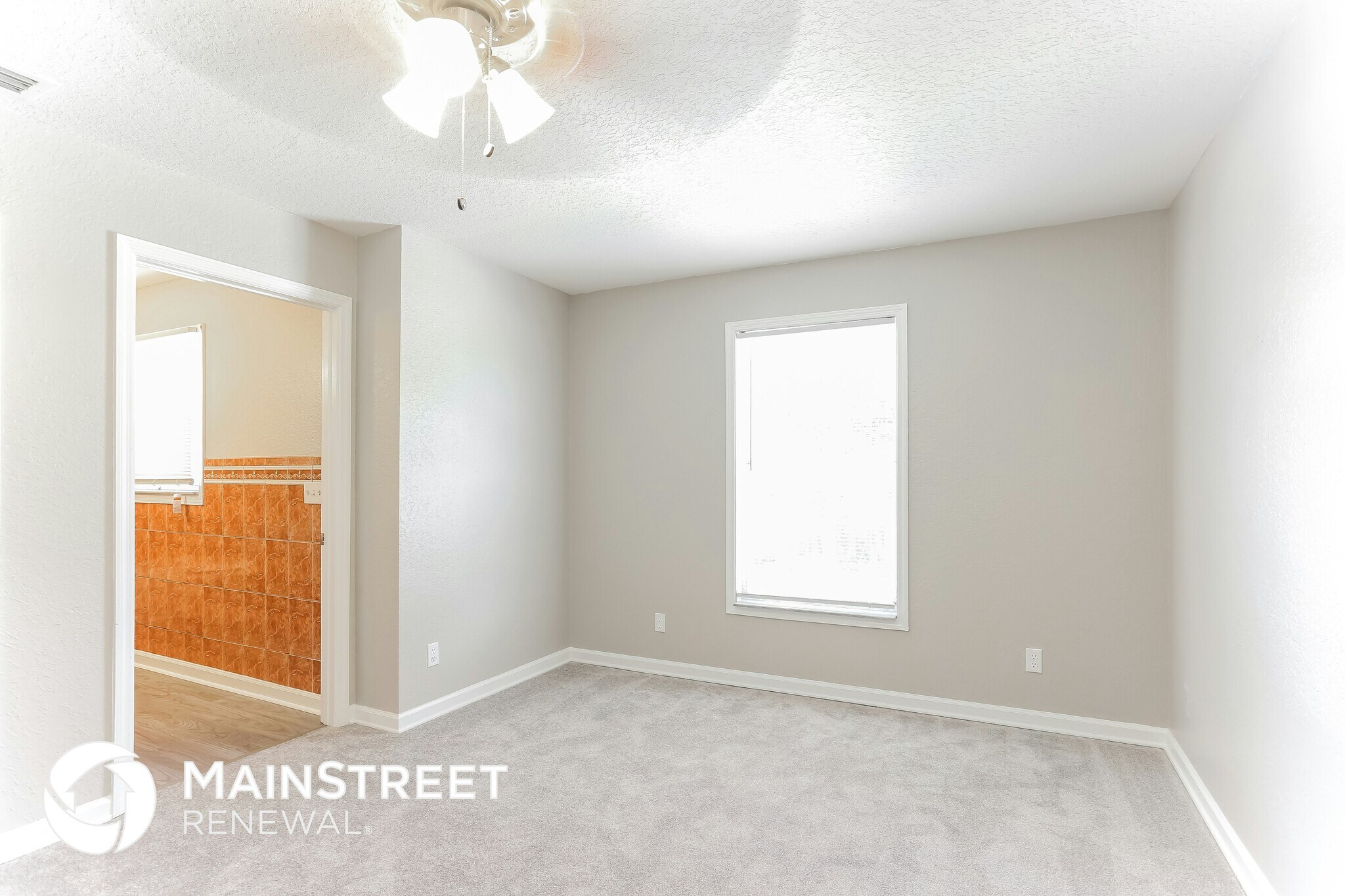 Building Photo - 2900 Freemont Terrace S