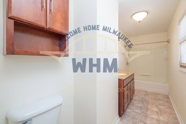 Building Photo - 3609 N Murray Ave