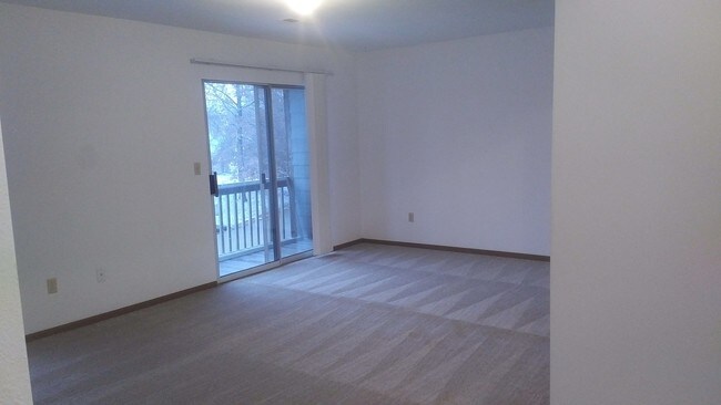 Building Photo - 110 Lauren Cir