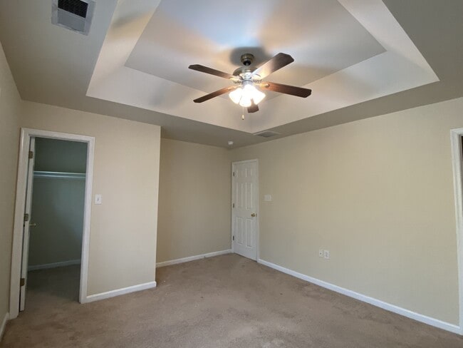 Building Photo - 86 Effie Ln