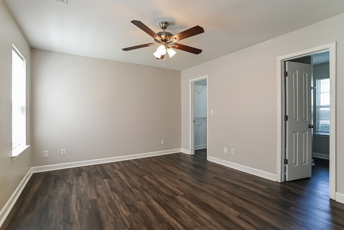 Building Photo - 5021 Magnasco Ln