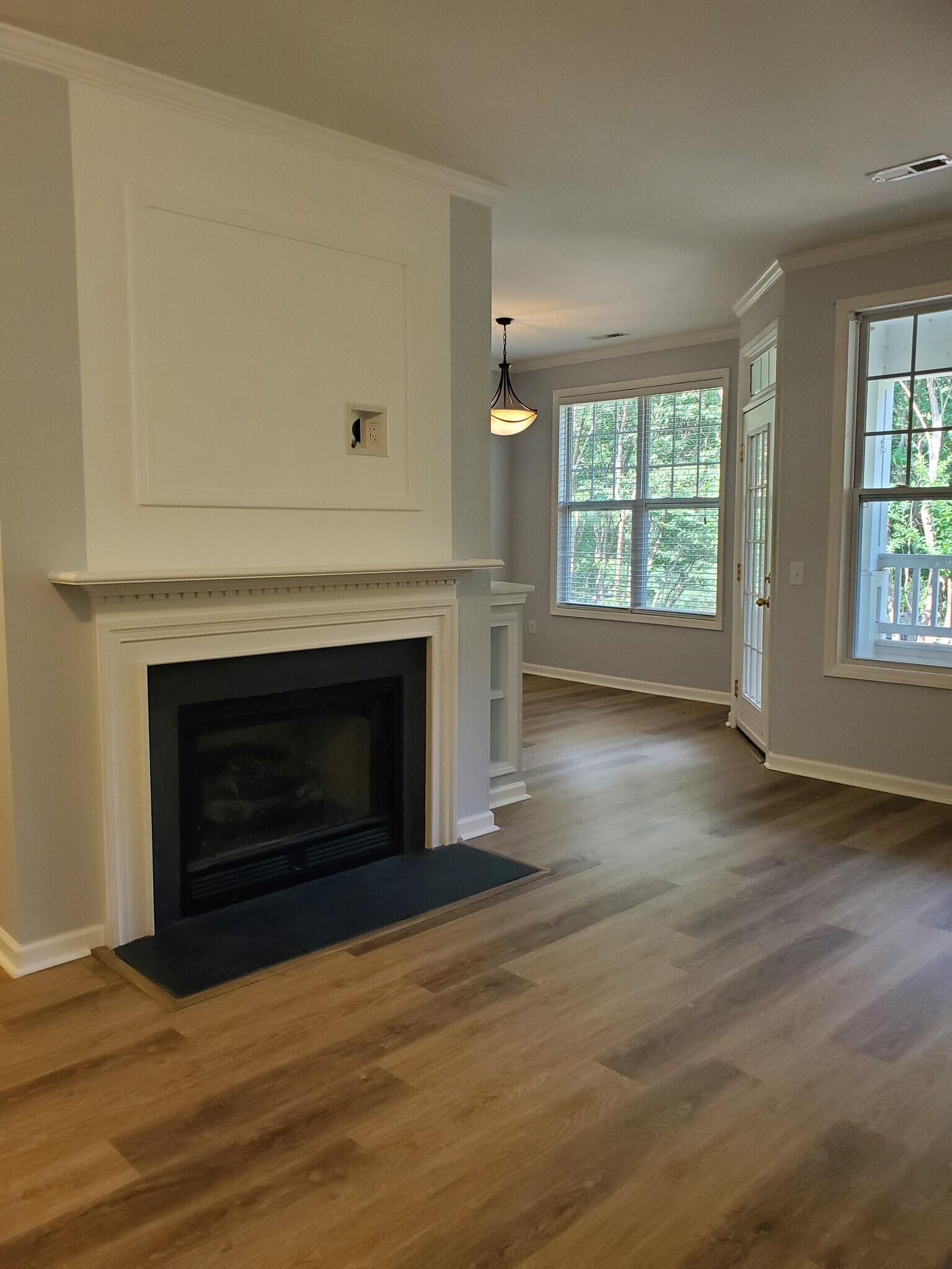 Building Photo - 8011 Allyns Landing Way