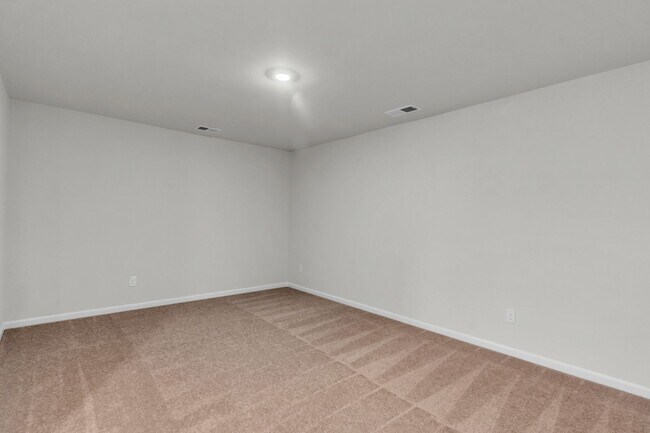 Building Photo - BRAND NEW TOWNHOME!