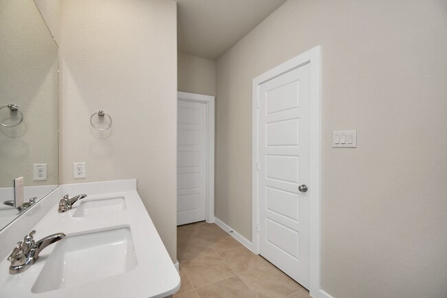 Building Photo - 8408 Rising Stream Dr