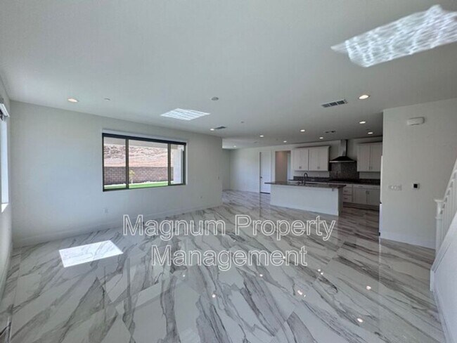 Building Photo - 25061 River Peak Dr