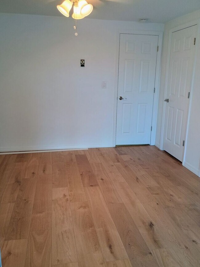 Building Photo - Waterfront Property on CANAL !!!       ***...