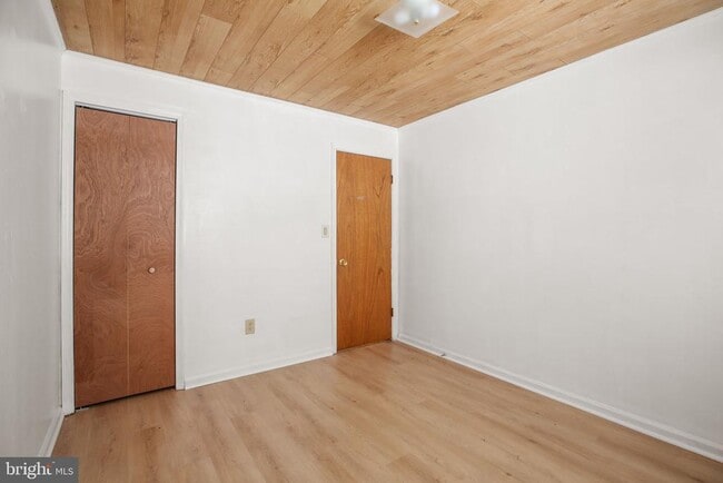 Building Photo - 515 Pleasants Dr