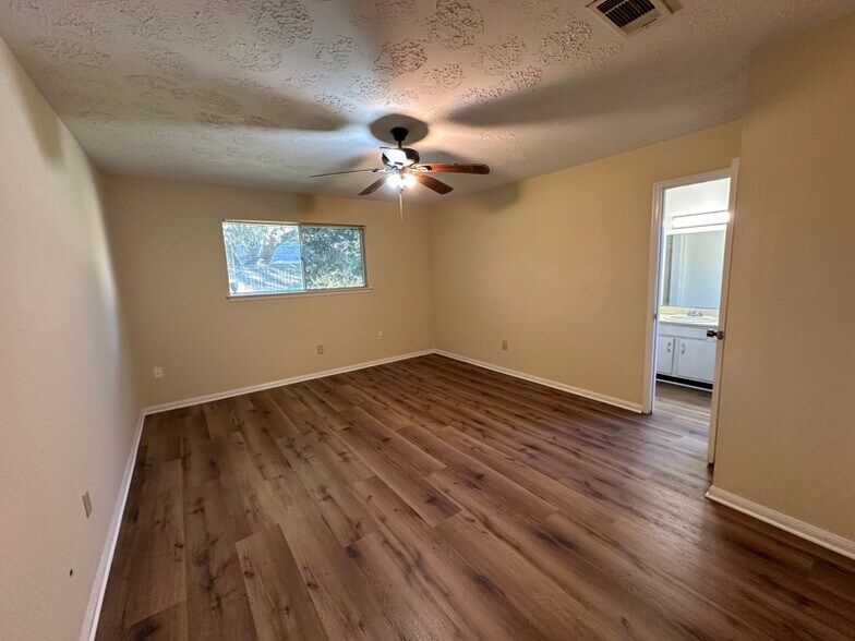 Building Photo - 8419 Bandridge Rd