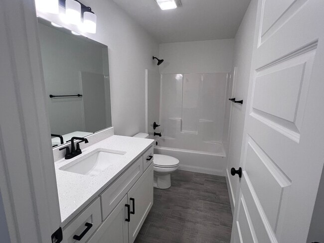 Building Photo - NEW 3 Bedroom In Carl Junction!