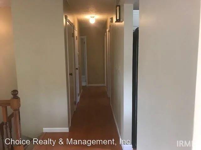 Building Photo - 1615 S Buffstone Ct