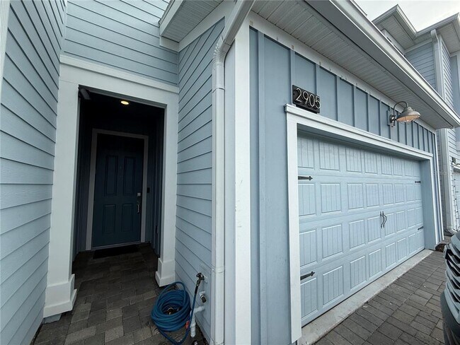 Building Photo - 2905 Title St