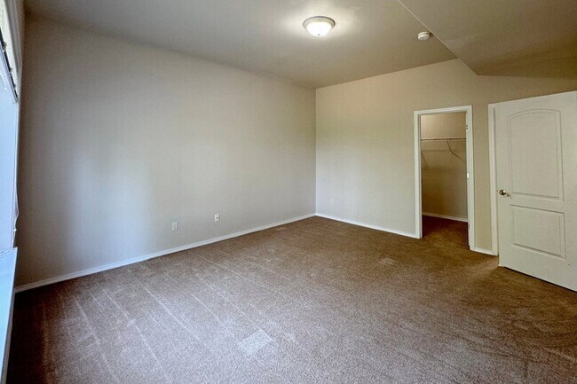 Building Photo - 10234 186th Ct NE