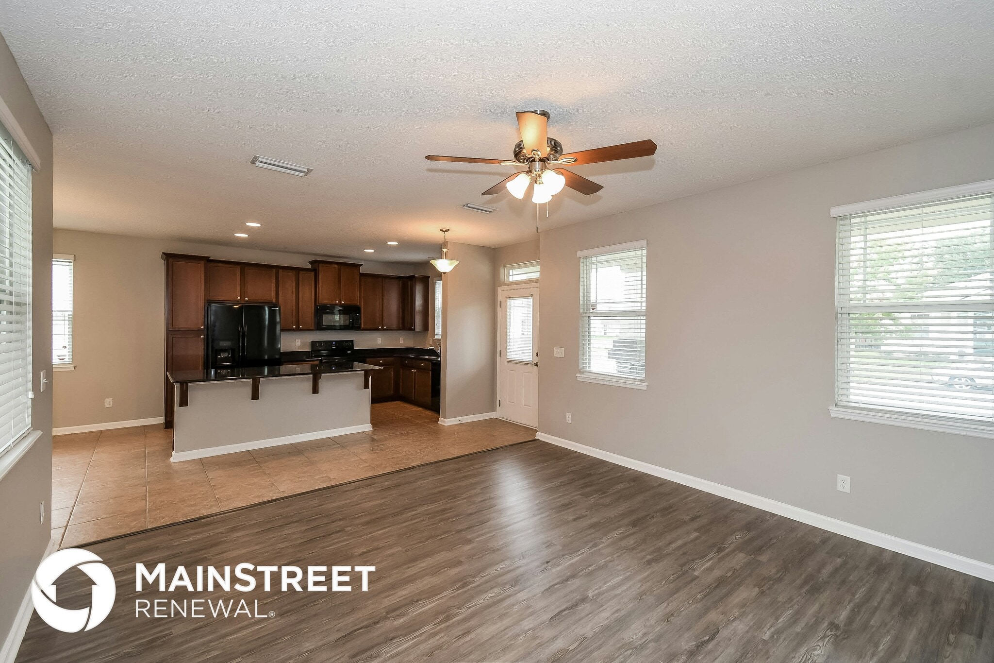 Building Photo - 328 Vineyard Ln