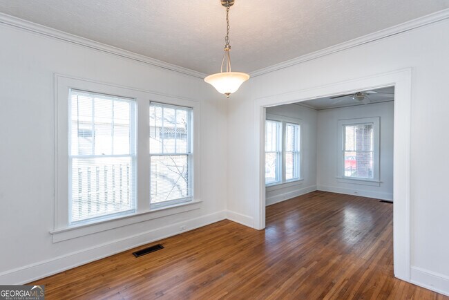 Building Photo - 1786 Center Ave