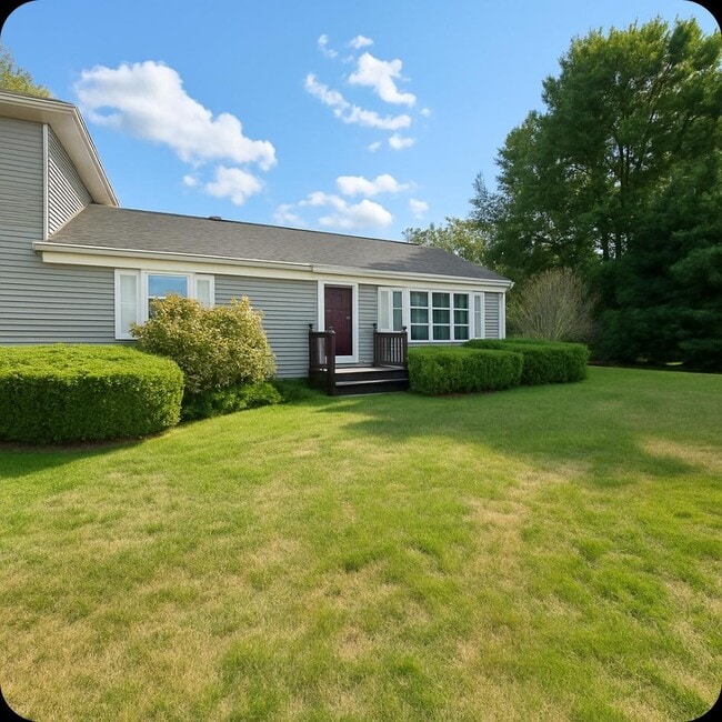 Building Photo - 191 Saco Ave