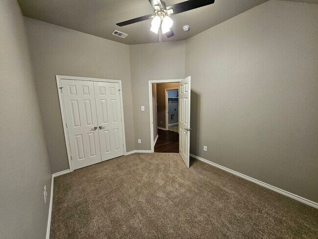 Building Photo - 11612 Wild Pear Ln