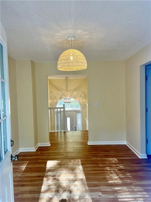 Building Photo - 4594 Meadows Rd SW