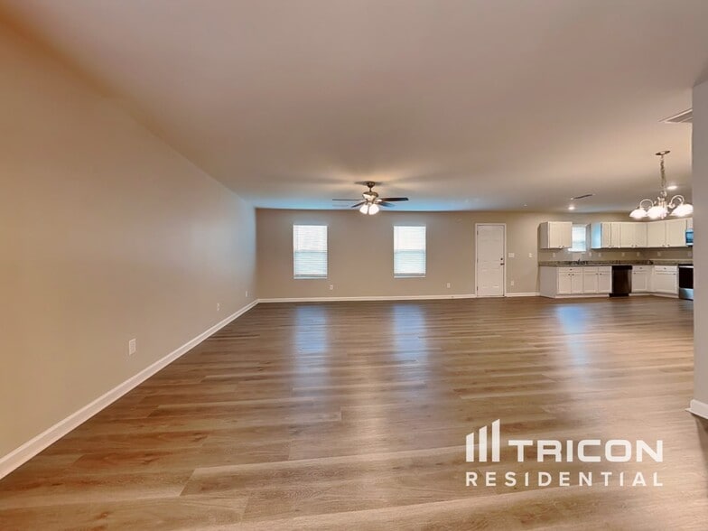 Building Photo - 357 Indian River Dr