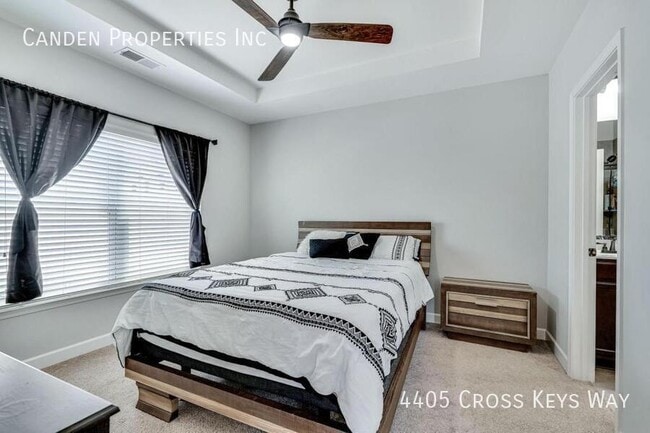 Building Photo - 4405 Cross Keys Way