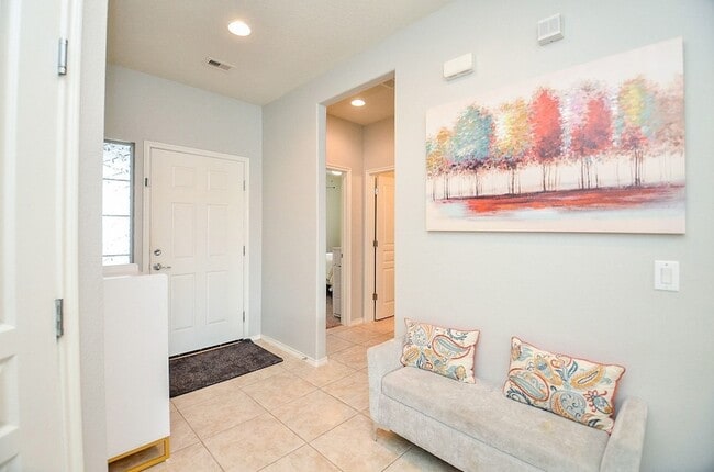 Building Photo - 9422 Herons Grove Ln