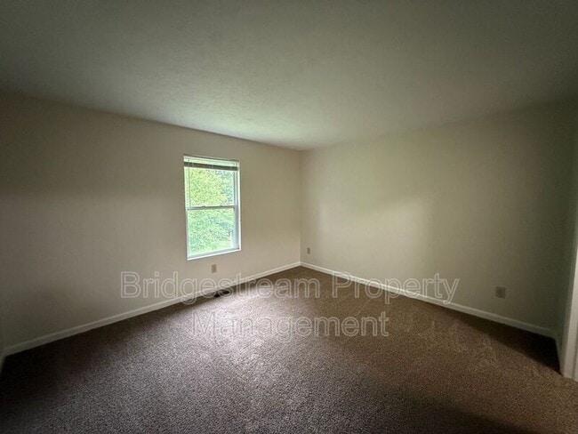 Building Photo - 4500 Elliot Ave