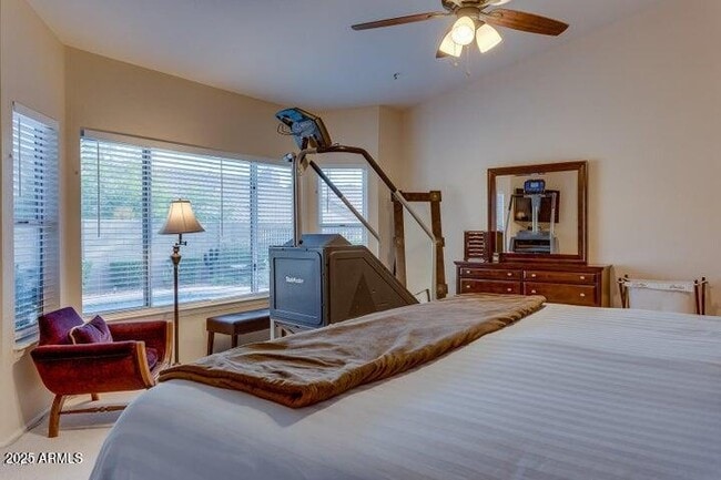 Building Photo - 9113 E Palm Tree Dr