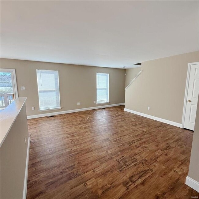 Building Photo - 43 Edenshire Ct