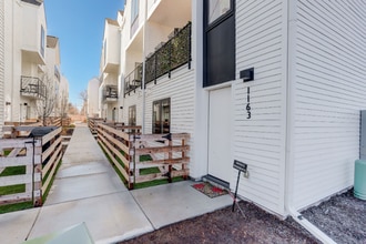 Building Photo - 1163 S Reed St