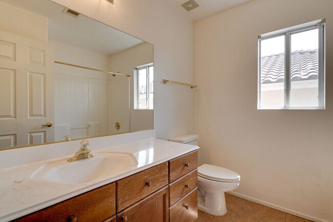 Building Photo - Beautiful 3-Bedroom Home In Summerlin!