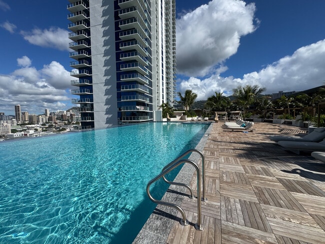 Building Photo - 1500 Rycroft St