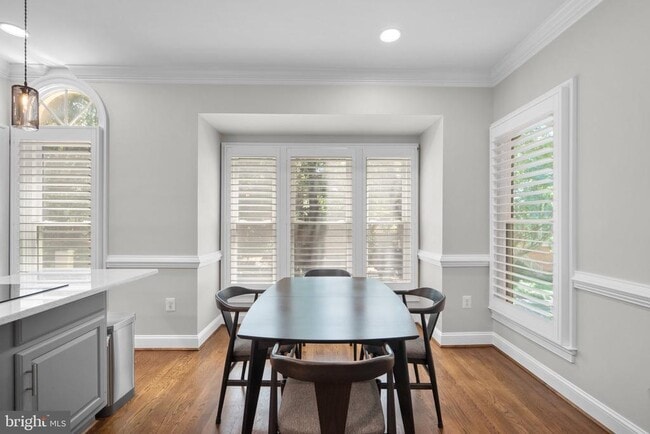 Building Photo - 1532 Hampton Hill Cir