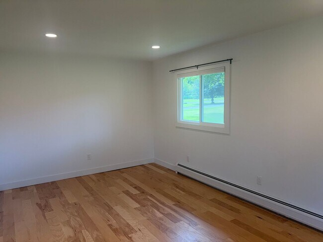 Building Photo - 73 Candlewood Dr