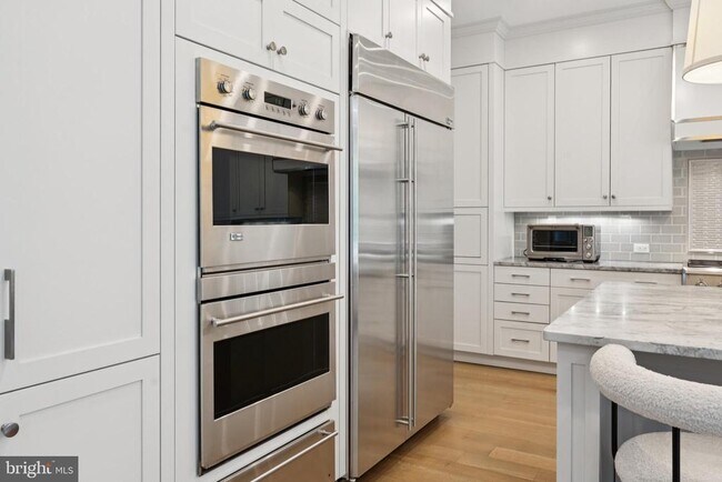 Building Photo - 5120 Wessling Ln