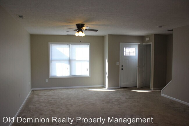 Building Photo - 3 br, 2.5 bath House - 425 Leslie Court