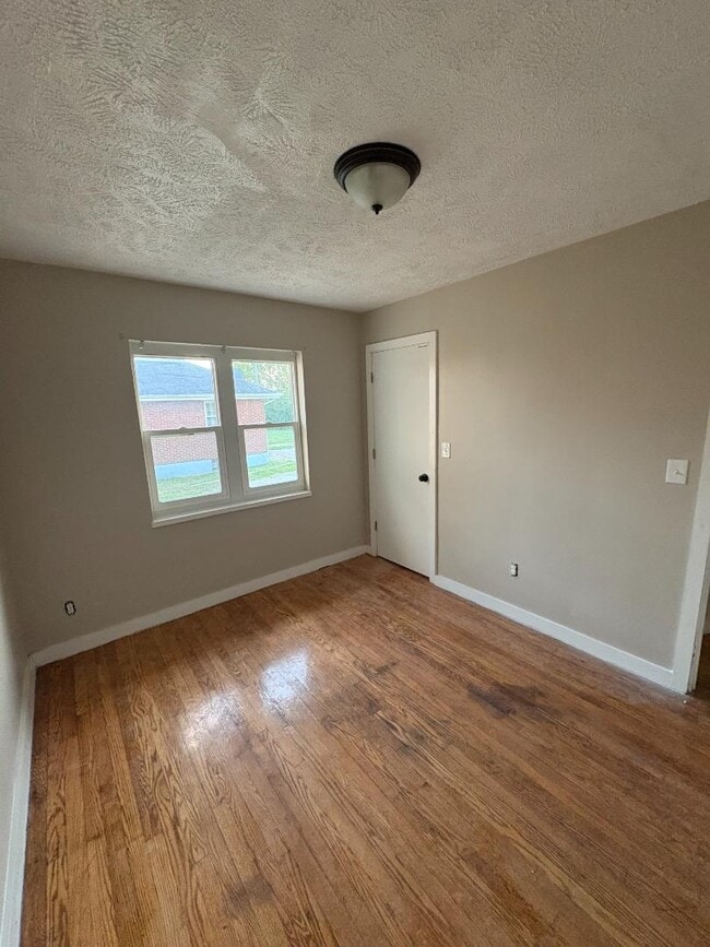 Building Photo - 1623 Harold Dr