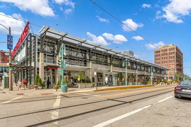 Building Photo - 413 N 2nd St